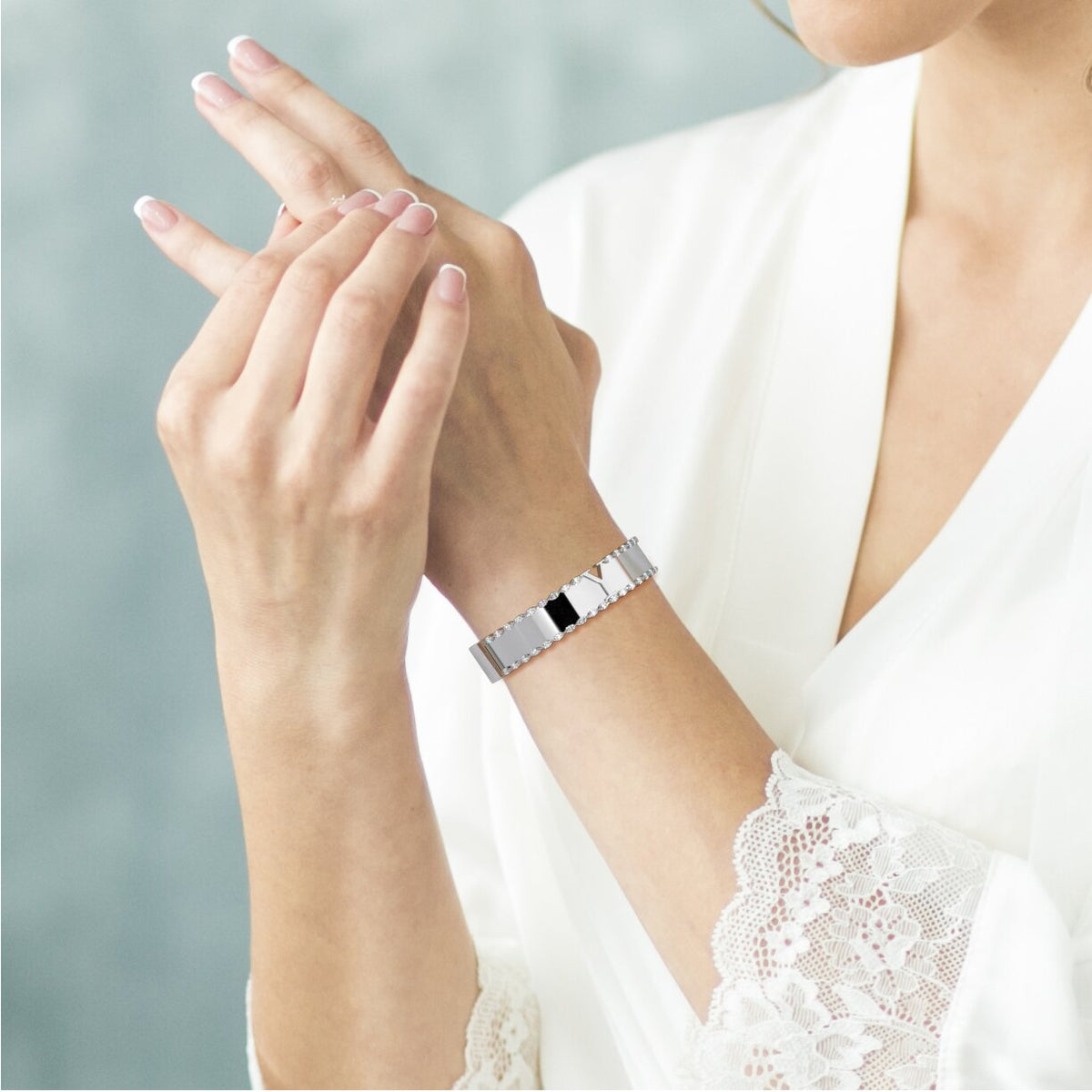 Y | White Marquise Bangle