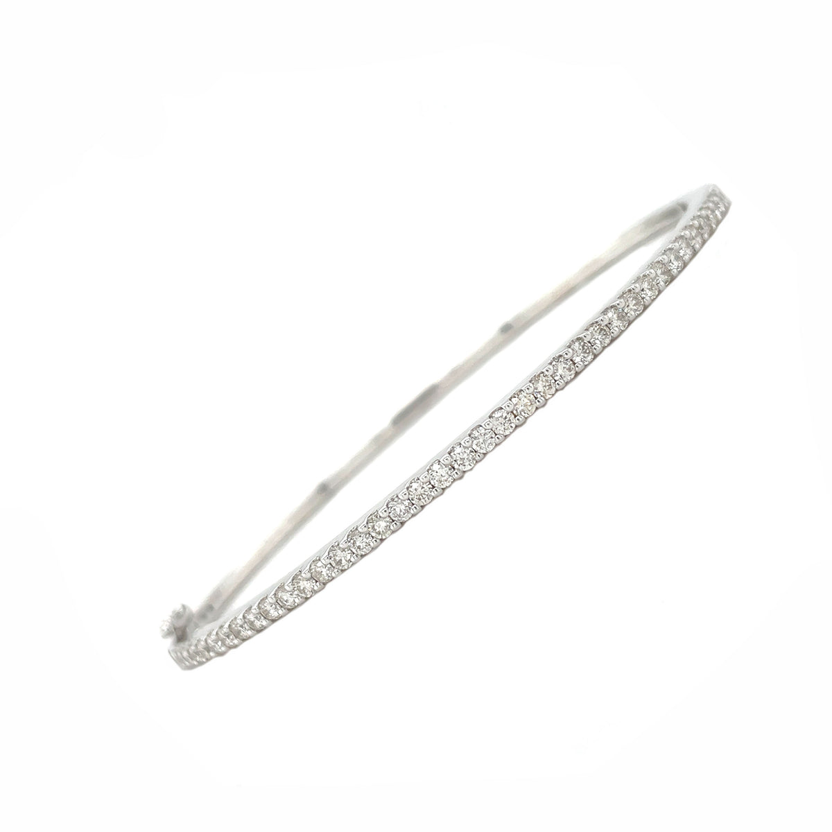 REGAL | 50% Round Diamond Bangle