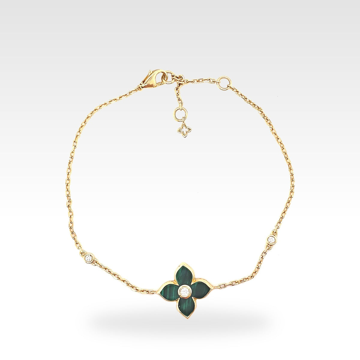 18ct Motif Bracelet with diamonds