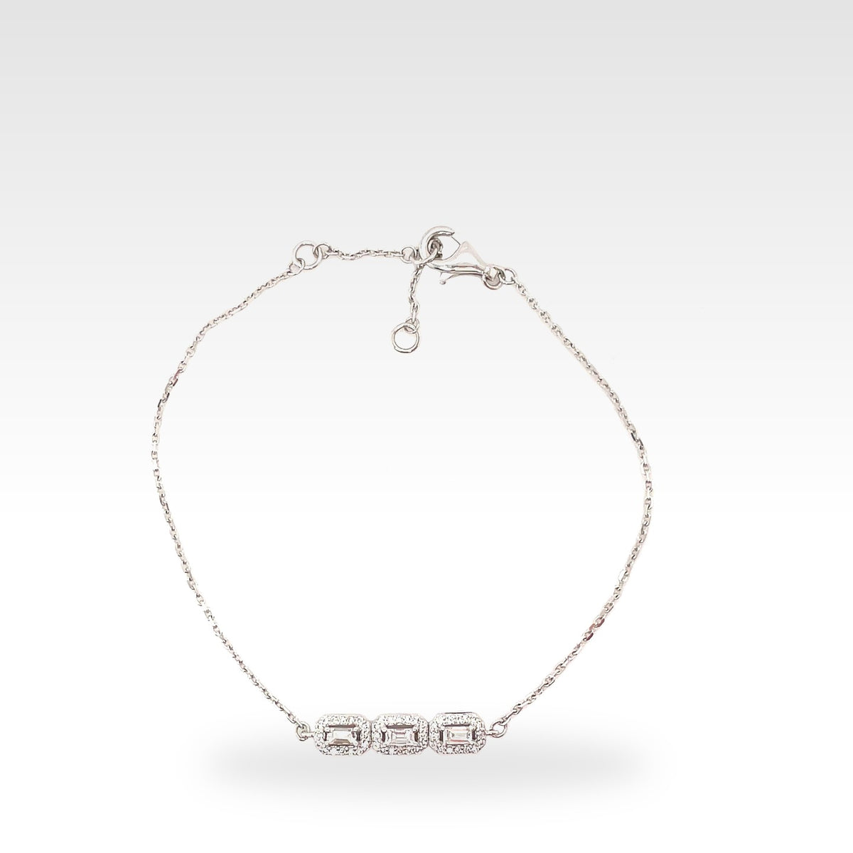 18ct 3 Part Baguette Bracelet in 18ct white gold with diamonds