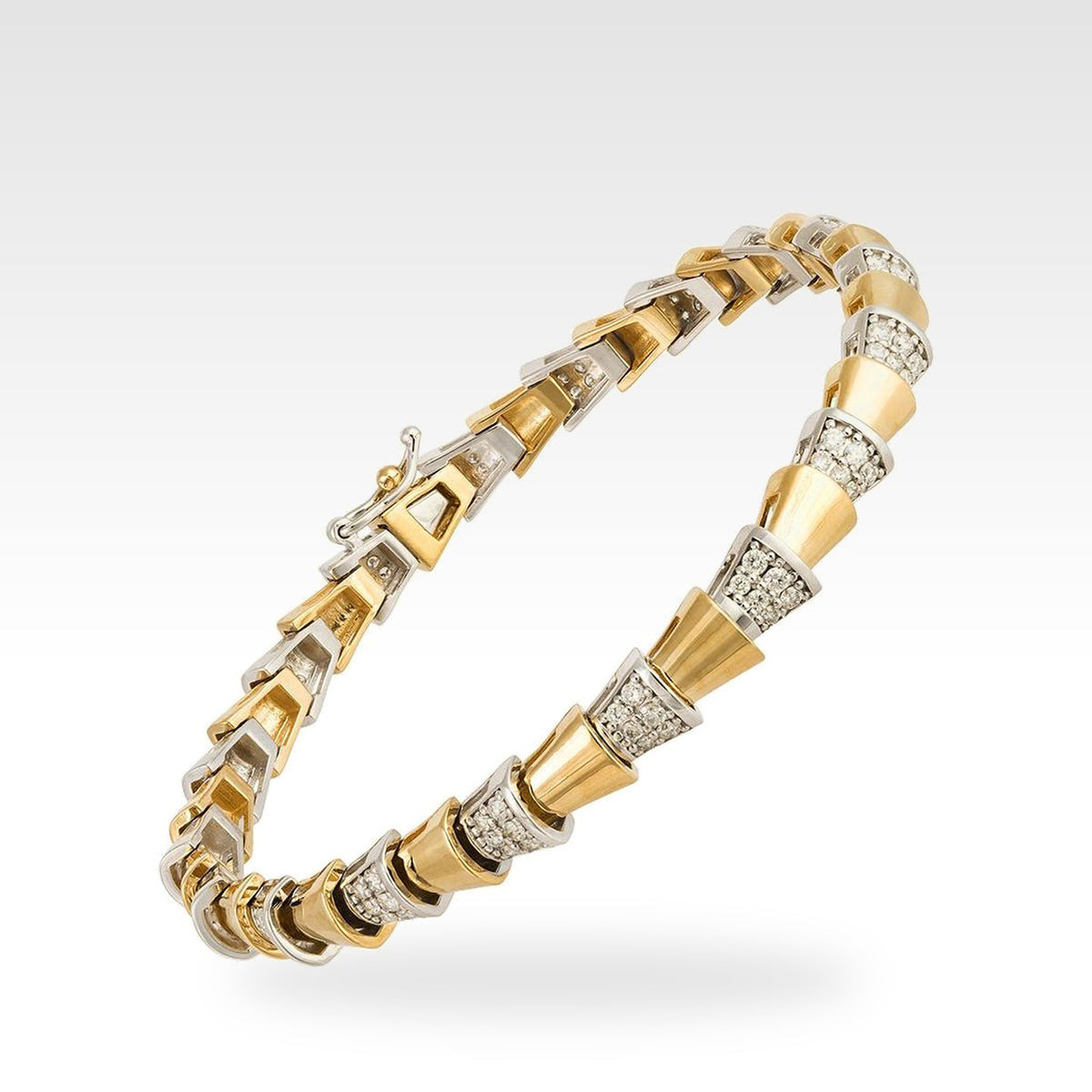 Art Funnel Diamond Bangle Set with Diamonds in white gold