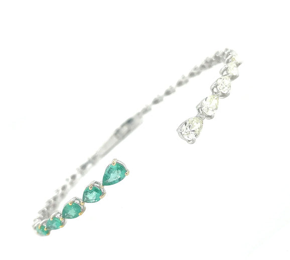 ART | Pear Diamond &amp; Emerald Bangle