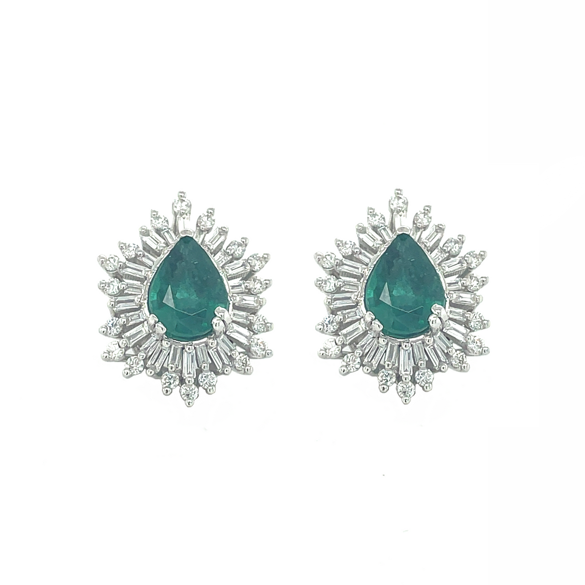 ART | Emerald Earrings