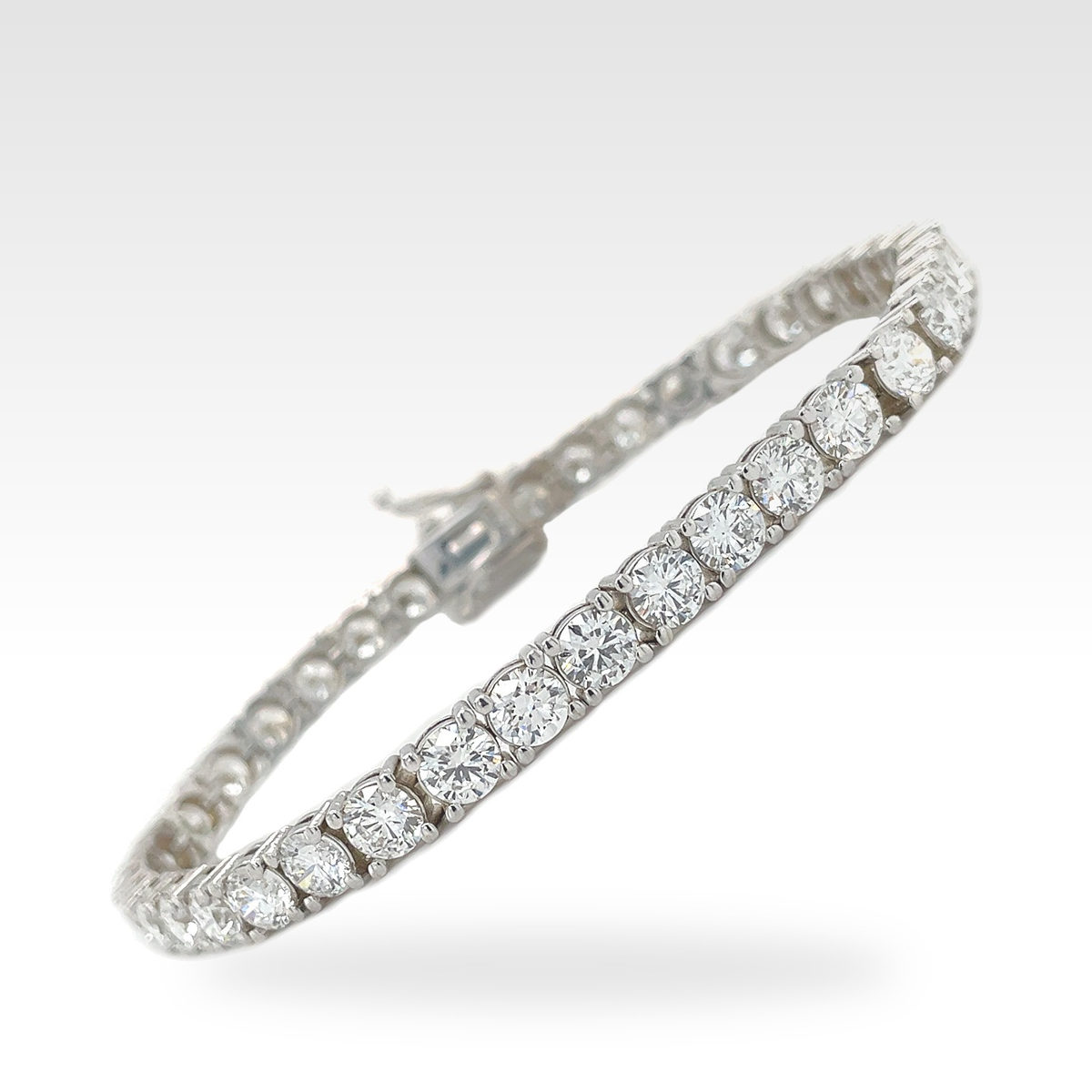 Regal Diamond Line Bracelet