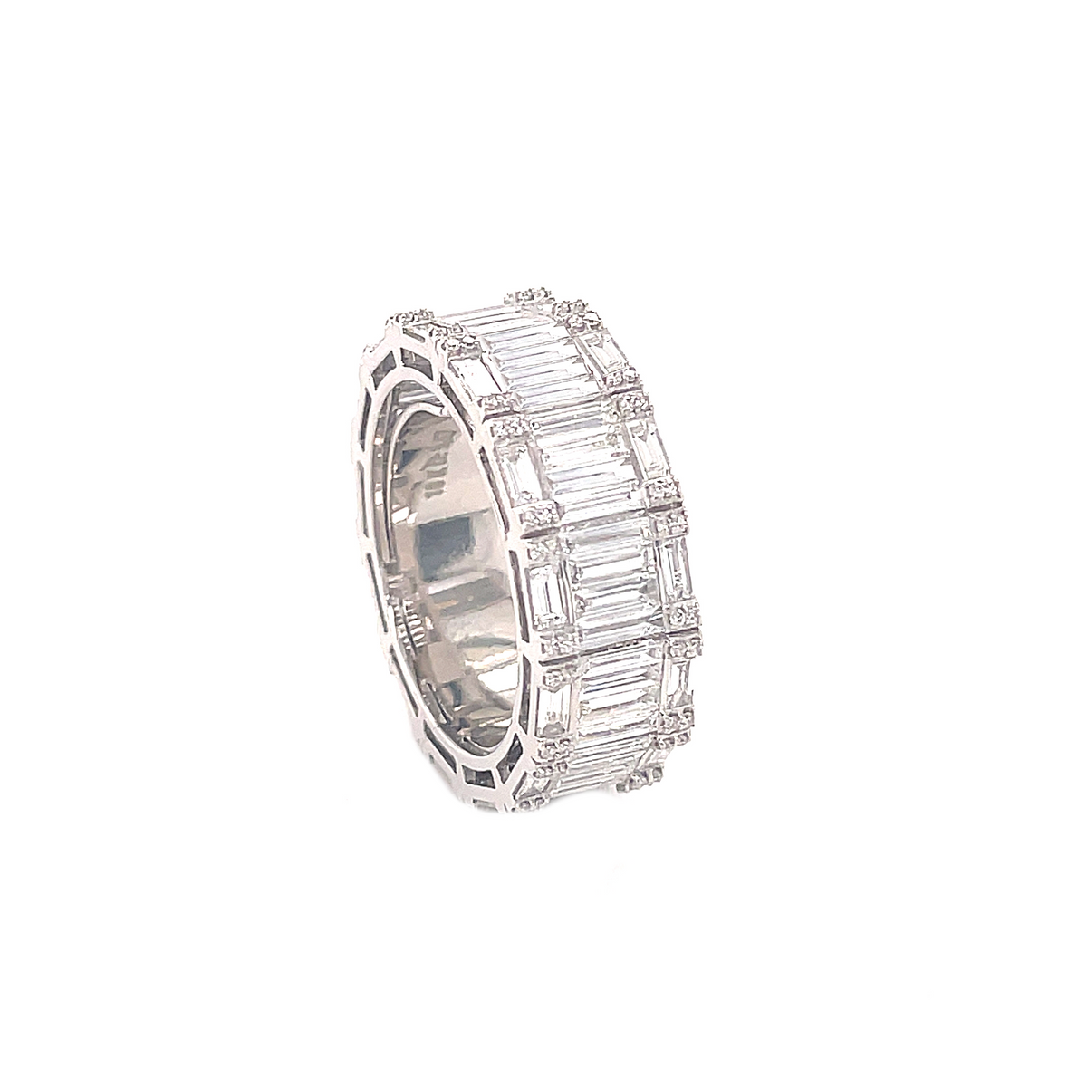 Anillo de baguette de 18 quilates