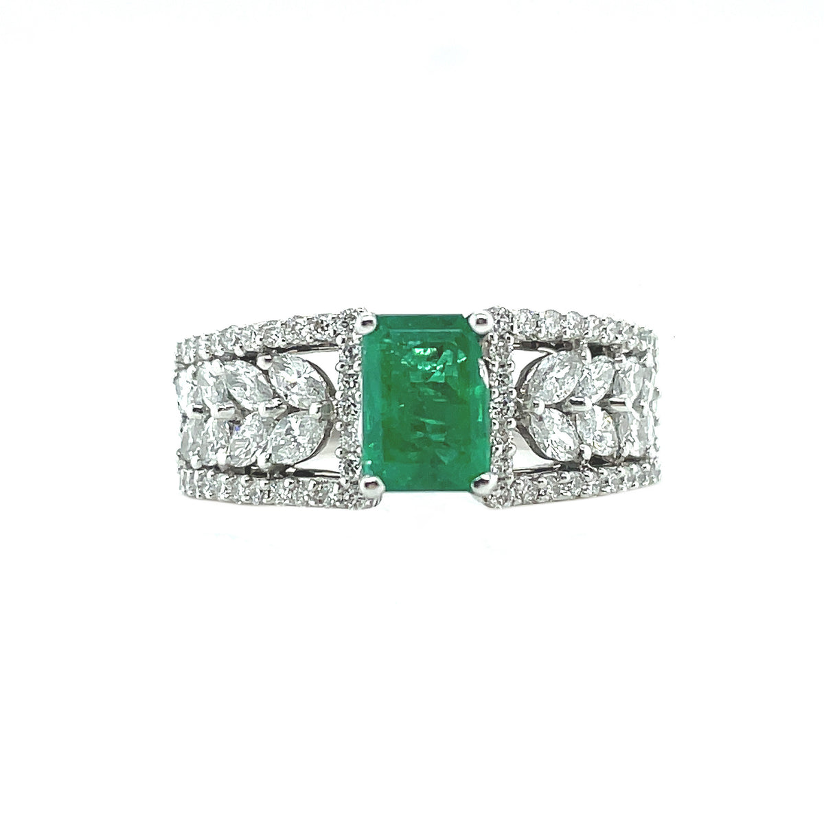 18ct Emerald Marquise Ring