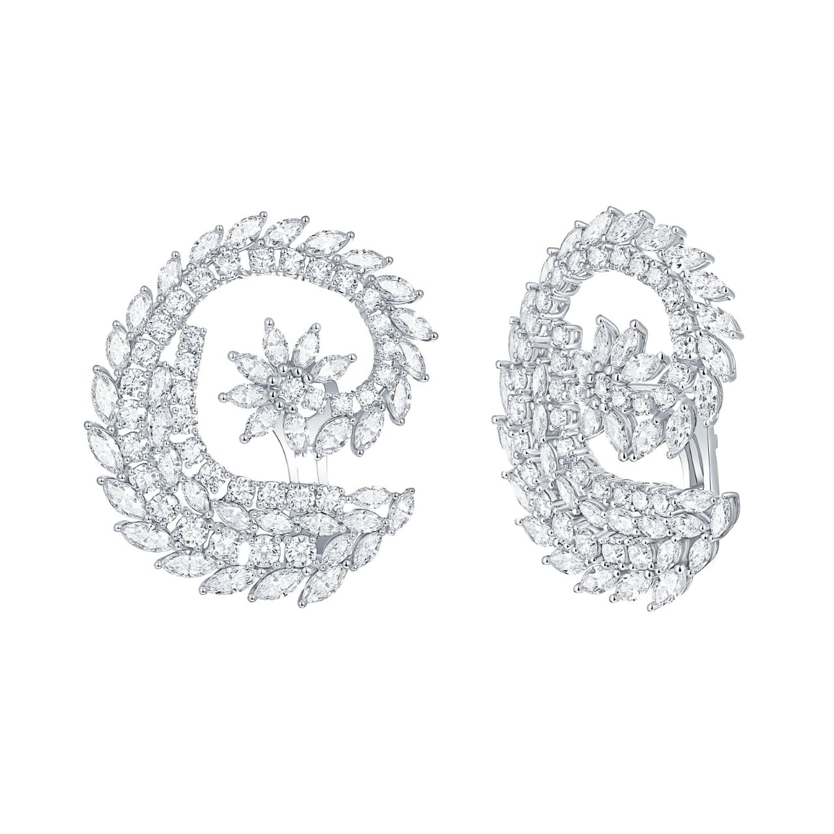 Aretes de diamantes en forma de remolino