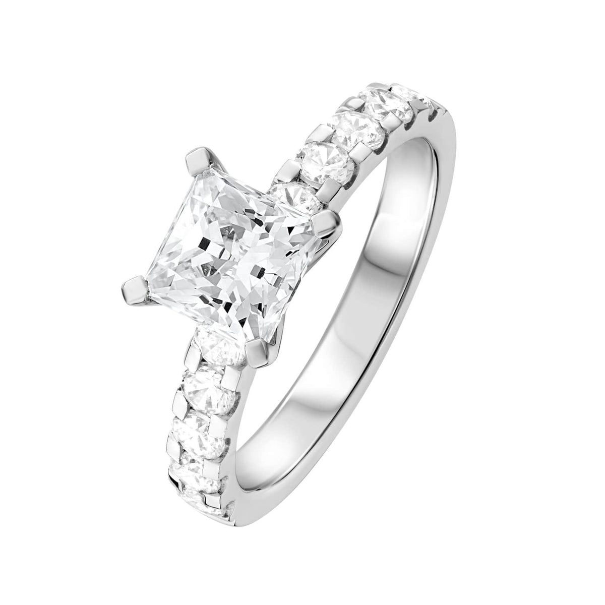 Conjunto alto de anillo de compromiso de corte princesa