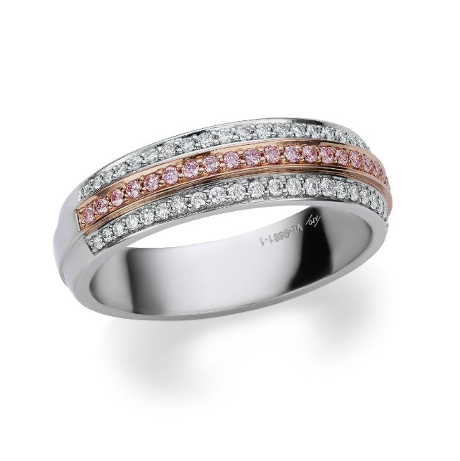 Alianza de media eternidad con tres filas de diamantes Argyle Pink™