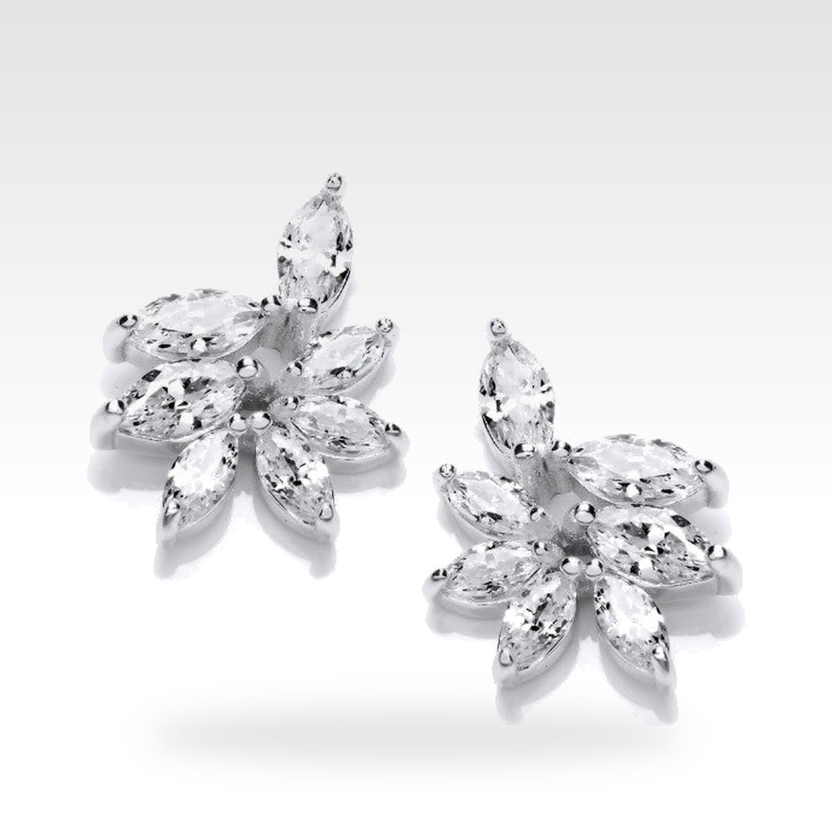 Art Shaped Diamond Earrings